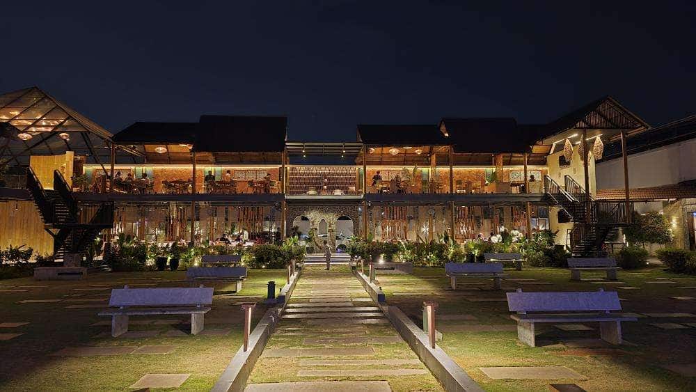 SAZZ Kitchen & Lounge Coimbatore Night View
